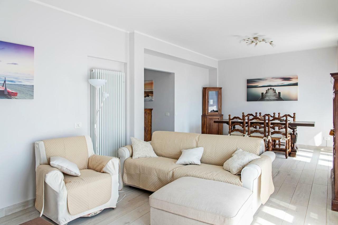 Appartamento Alex Vista Mare Lido di Camaiore Exteriér fotografie